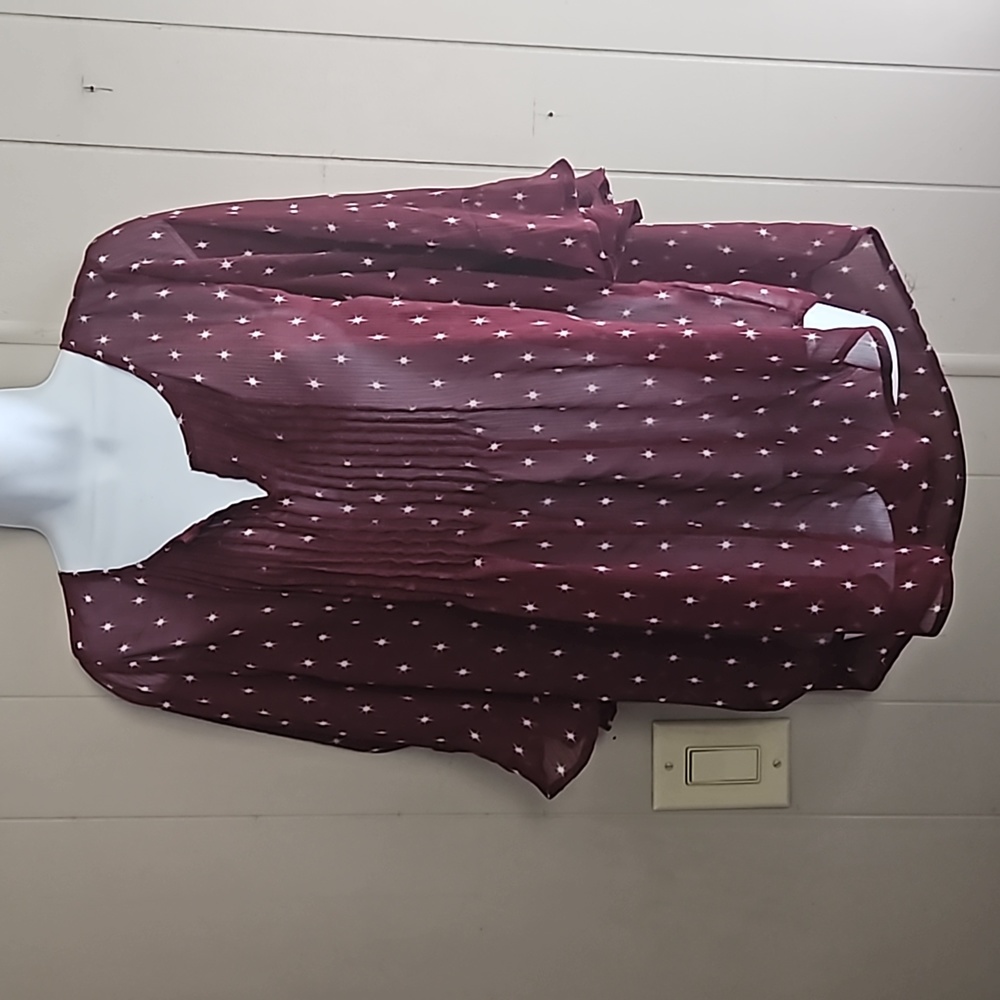 Excellent Used Condition Womens Torrid size 1 blouse